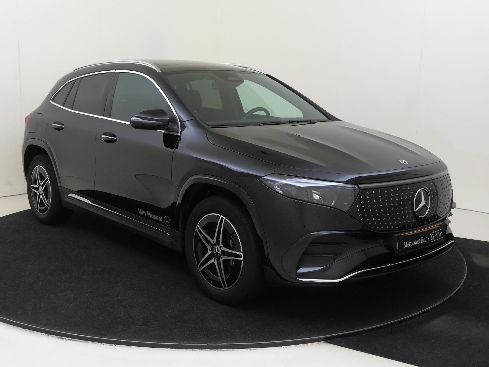 Mercedes-Benz EQA 250+ AMG Line 71 kWh / Panoramadak, 15 min, Gebruikt, Zwart, Zwart