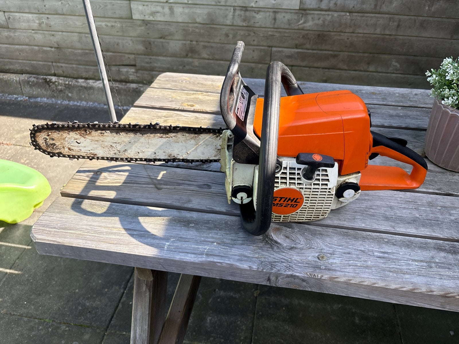 Stihl MS 210 Kettingzaag - Perfect voor brandhout en snoeiwe, Doe-het-zelf en Verbouw, Ophalen, Gebruikt, Kettingzaag