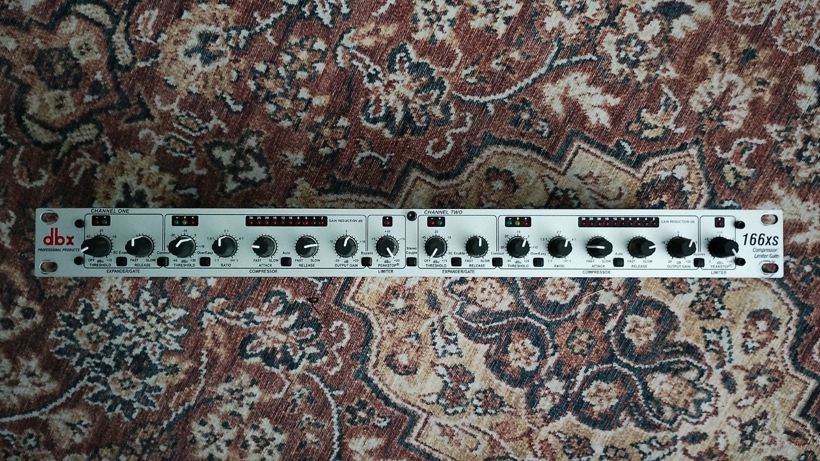 dbx 166 xs compressor/limiter/gate, Muziek en Instrumenten, Effecten, Ophalen, Gebruikt