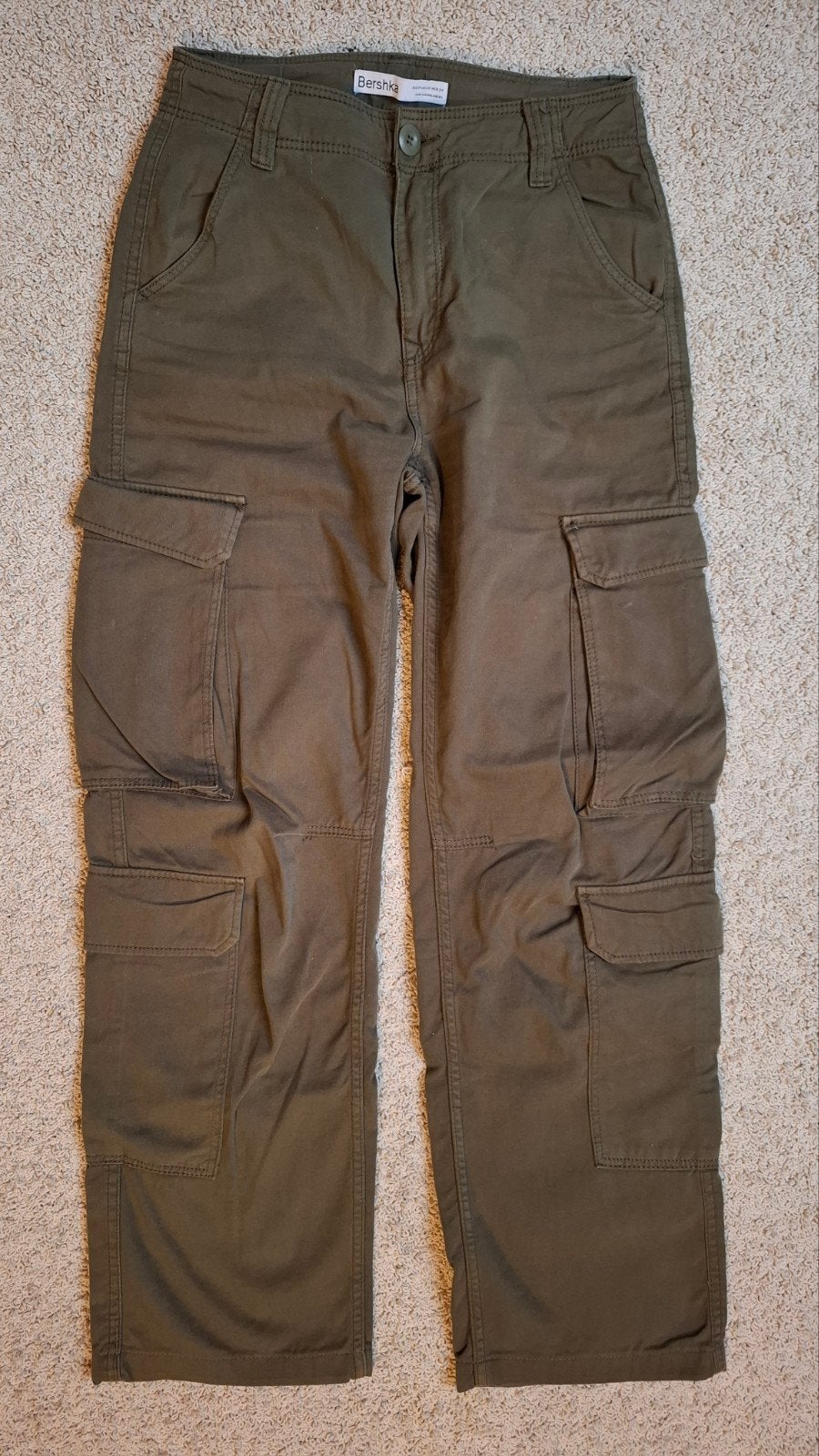 Bershka Cargo Broek Groen Maat 34, Maat 34 (XS) of kleiner, Lang, Gedragen, Groen