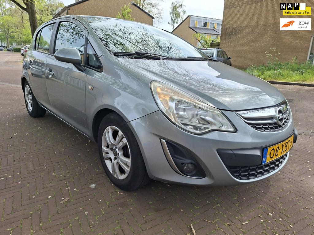 Opel Corsa Airco / 5 deurs / inruilkoopje, Voorwielaandrijving, Euro 5, 28 km/l, Origineel Nederlands
