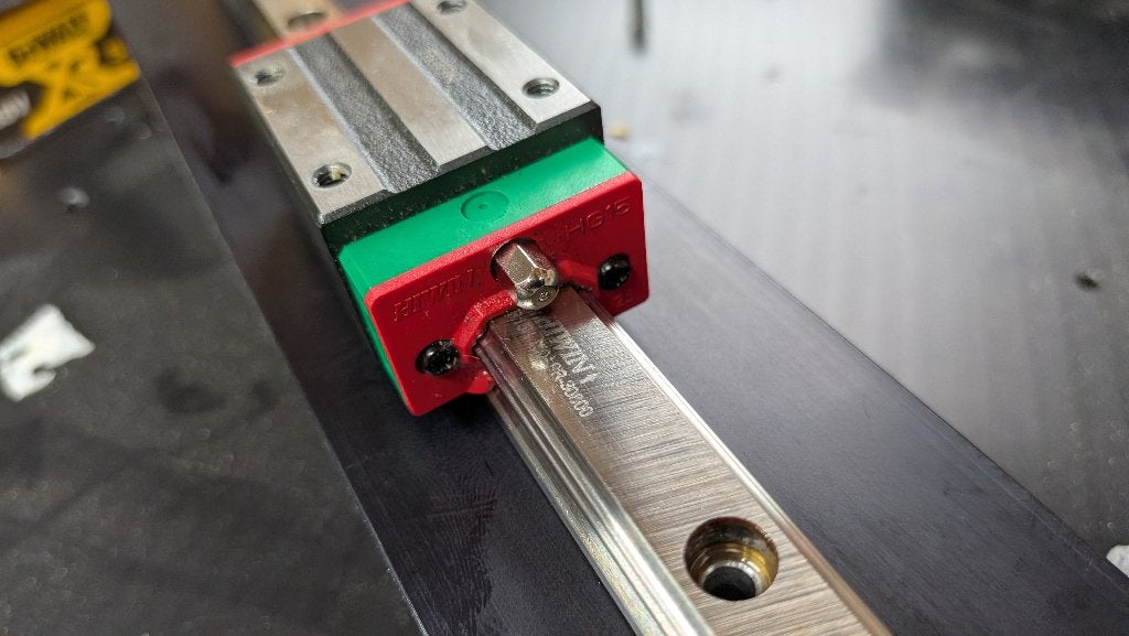 2 stuks Hiwin HGR15H lineaire geleiding 360mm en loopwagens, Ophalen of Verzenden, Zo goed als nieuw, IJzer
