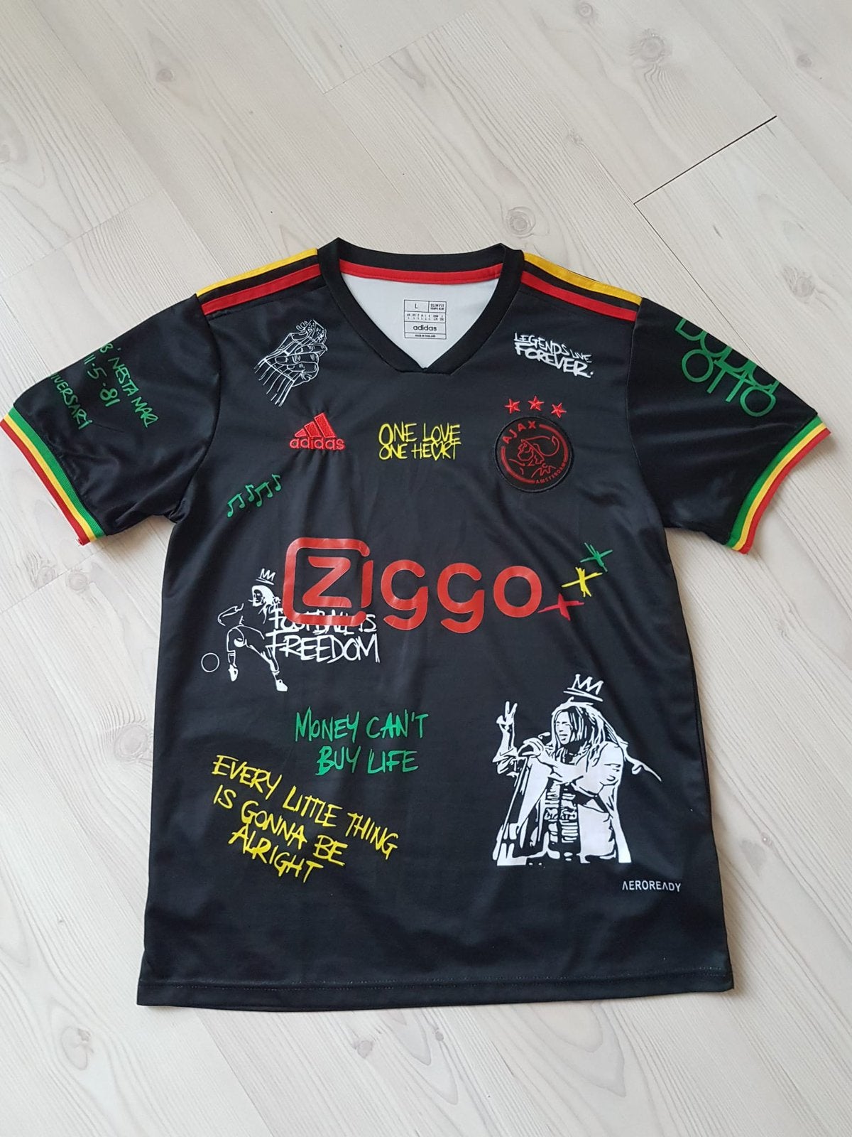 Ajax Bob Marley shirt size large, Sport en Fitness, Ophalen of Verzenden, Zo goed als nieuw, Shirt