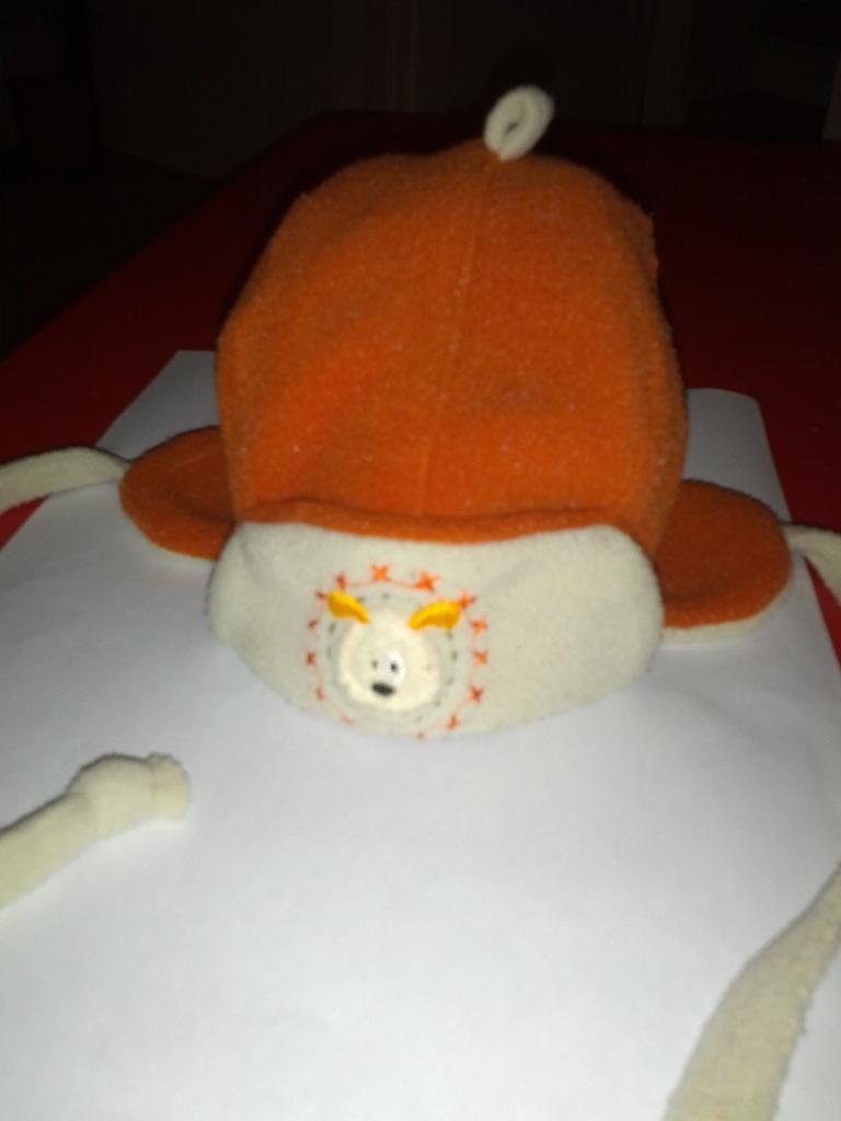 Baby Muts 6- 9 maanden, Ophalen, Zo goed als nieuw, Maat 68, Jongetje