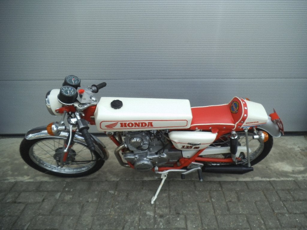Honda CB 125 SS en Mondial 175 Grand Sport., Motoren, Motoren | Oldtimers, 2 cilinders, Gebruikt, Super Sport, 125 cc