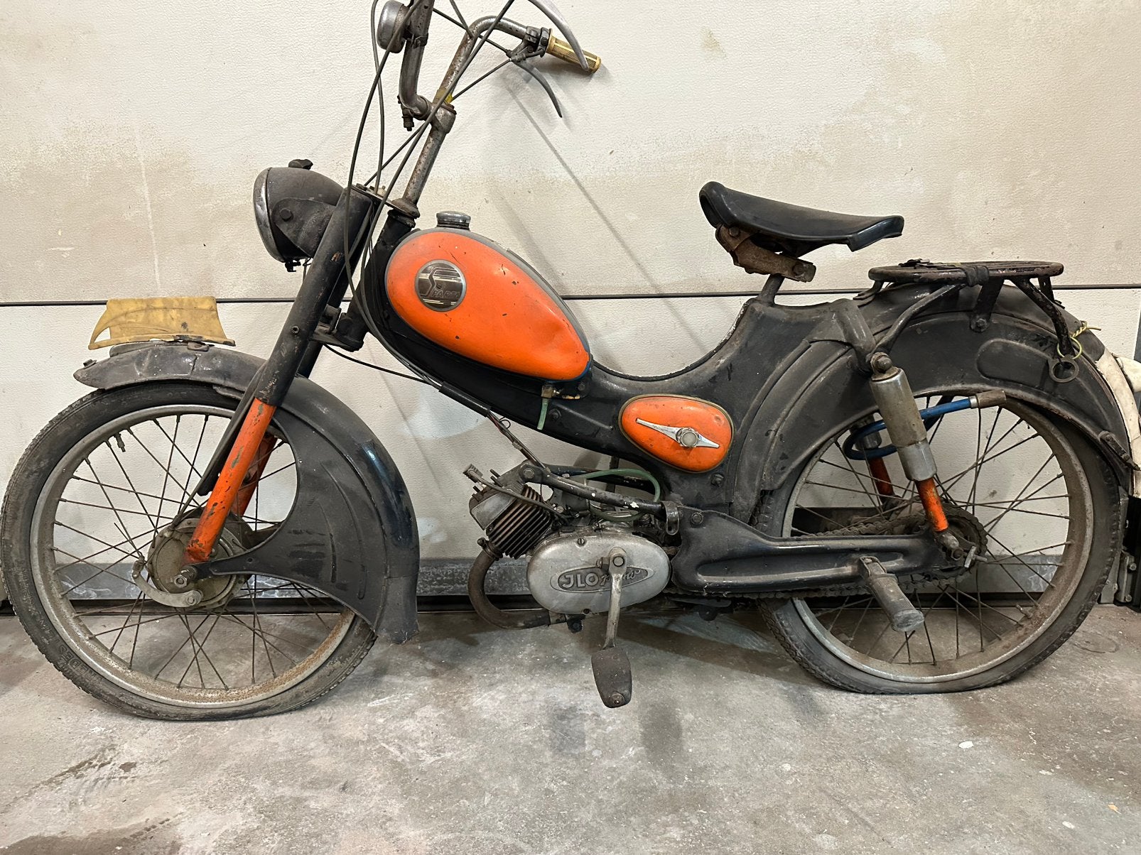 Sparta B7005 schuurvondst met geel kenteken + extra jlo blok, Fietsen en Brommers, Brommers | Oldtimers, Ophalen, Sparta