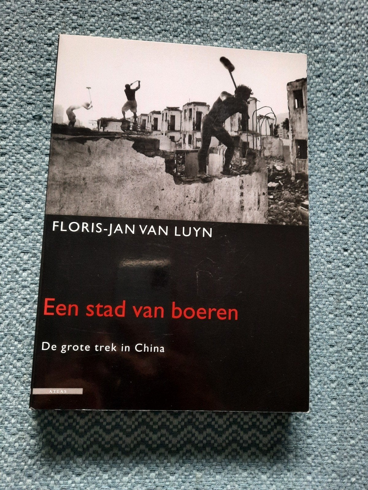 Een stad van boeren - Floris-Jan van Luyn (softcover), Ophalen of Verzenden