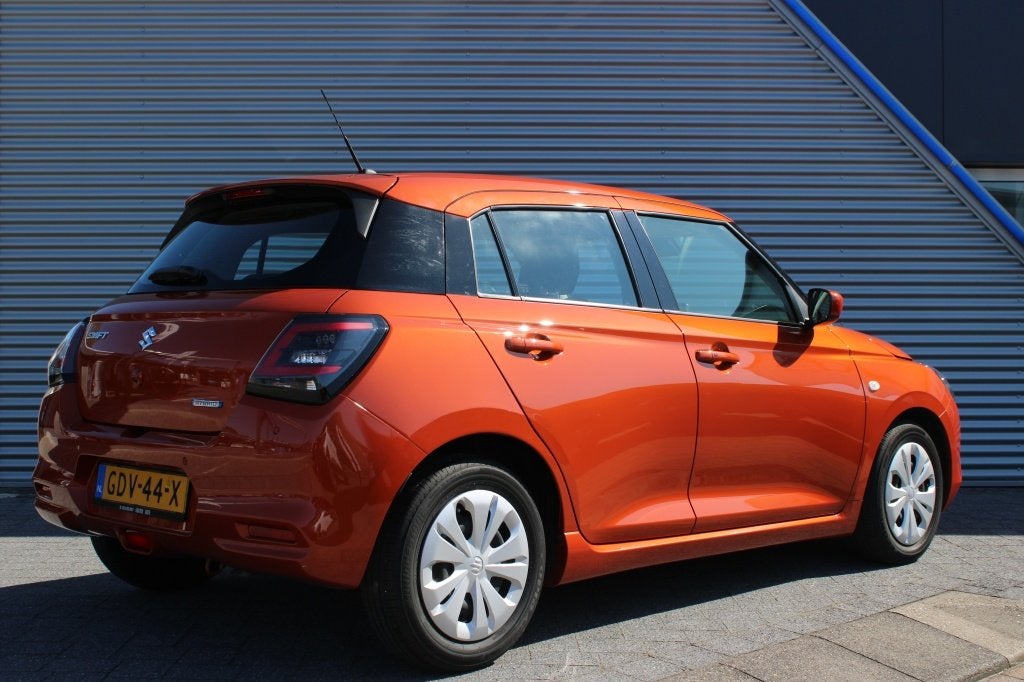 Suzuki Swift 1.2 Comfort SmartHybrid | Navigatie | Full Led, Auto's, Suzuki, Voorwielaandrijving, Stof, Gebruikt, Overige kleuren