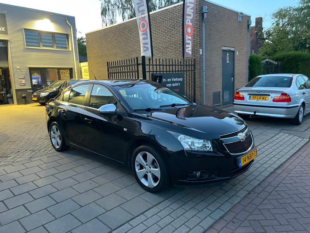 Chevrolet Cruze 1.8 LT 3e Eigenaar! Trekhaak Airco NAP APK, Voorwielaandrijving, Euro 5, 15 km/l, Gebruikt
