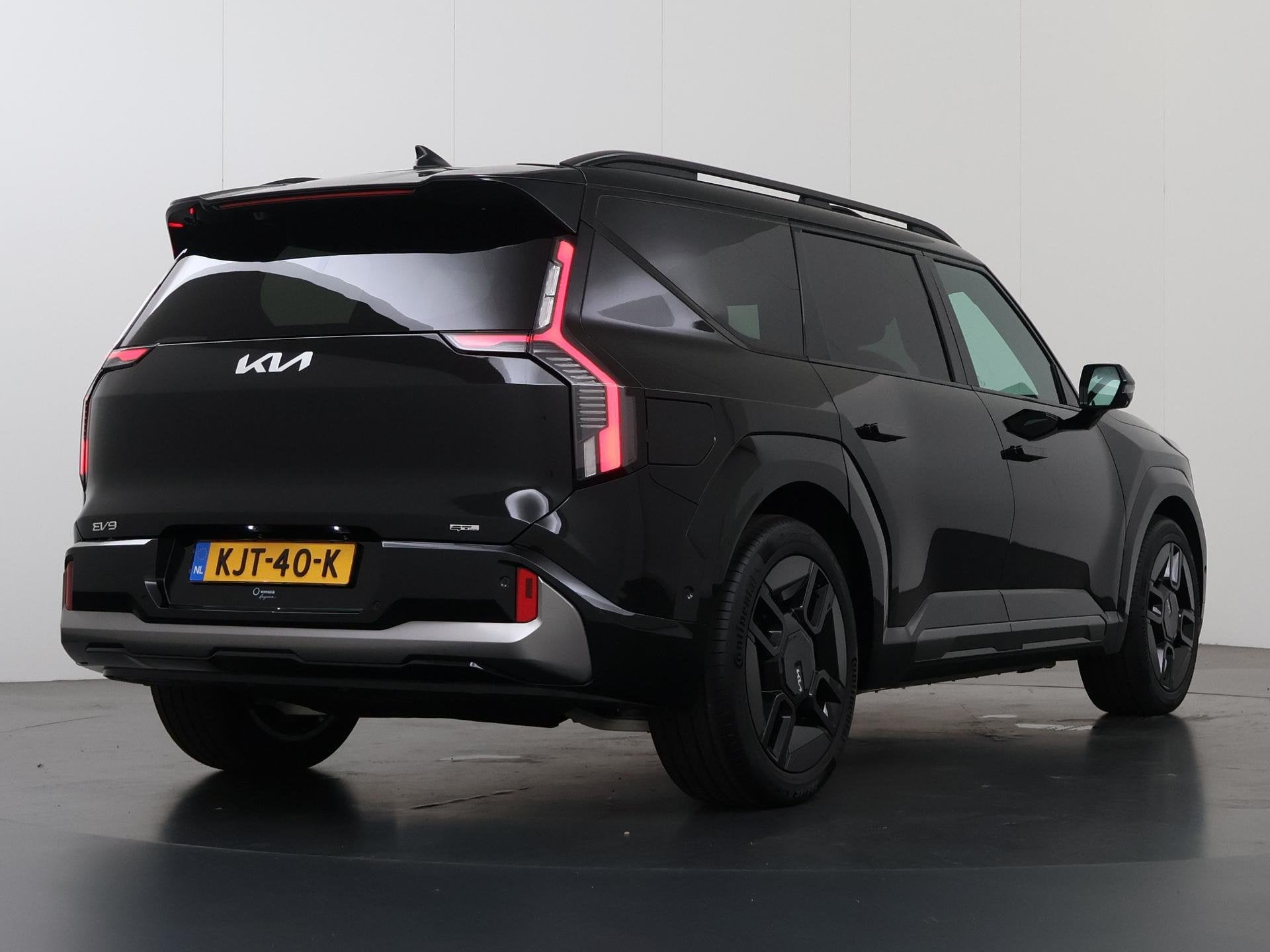 Kia EV9 GT-Line AWD 99.8 kWh | Panoramaschuifdak | LED-matri, Auto's, Automaat, EV9, Zwart, Origineel Nederlands