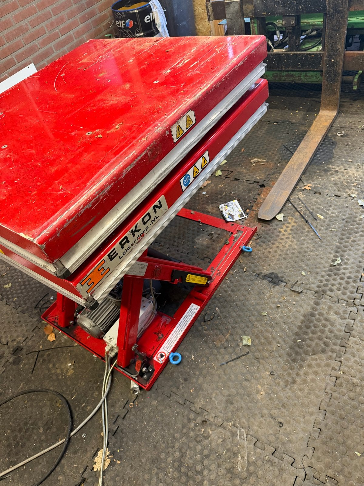 Heftafel 1000kg met draaiplateau, Ophalen
