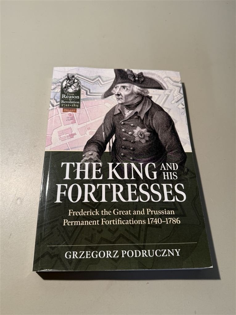 The King and His Fortresses - 9781804514351, Ophalen of Verzenden, Zo goed als nieuw