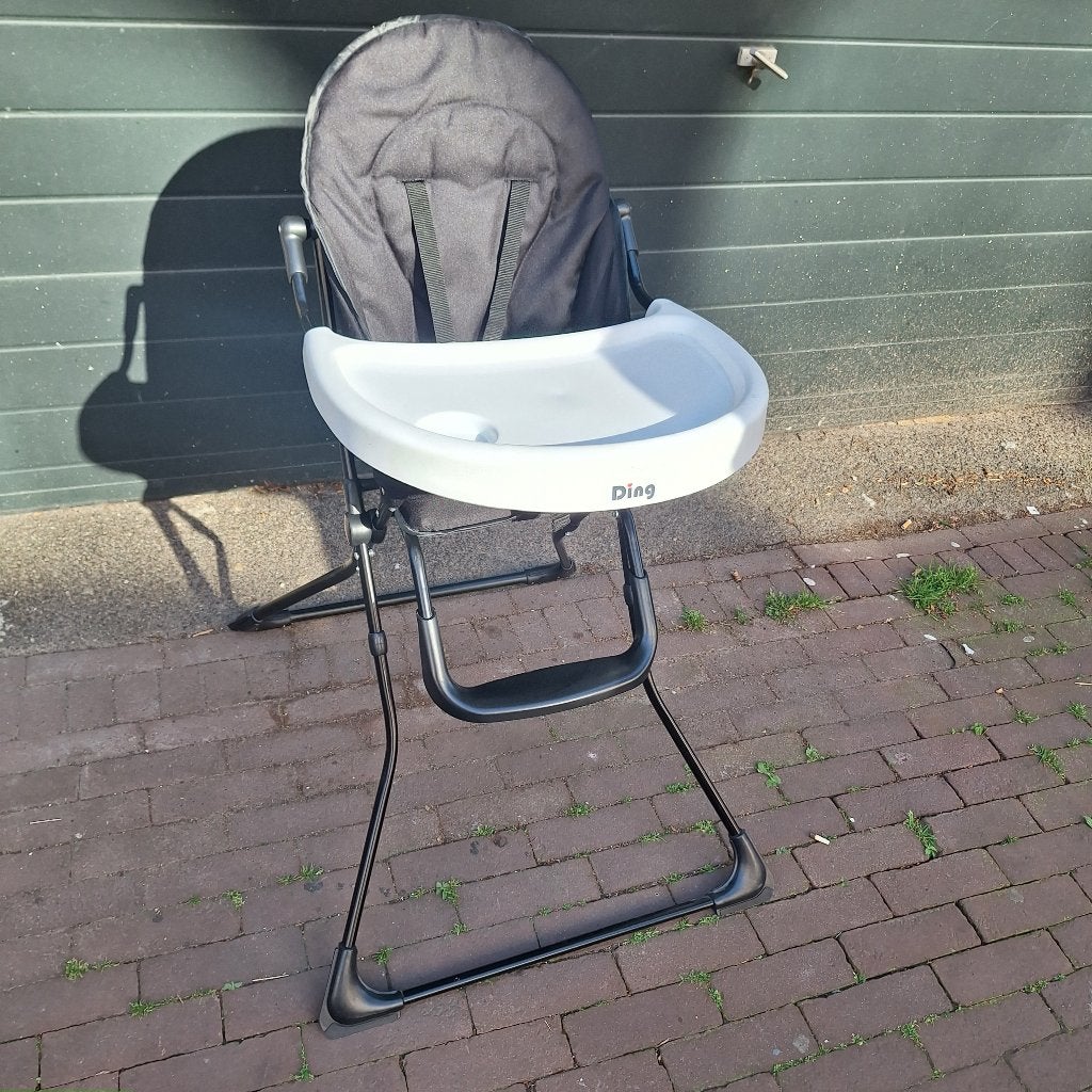 Ding Inklapbare Kinderstoel met Eetblad en Gordels, Ophalen, Gebruikt, -, -