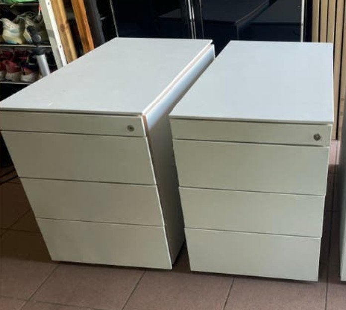 2 afsluitbare ladekasten Steelcase - Thuiswerkplek/Kantoor, Huis en Inrichting, Kasten | Ladekasten, Ophalen, Minder dan 50 cm