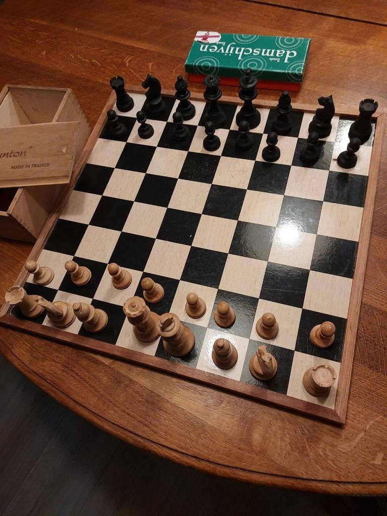 SCHAAK- en DAM-SPEL met 2-zijdig bord. Alles hout,, Ophalen of Verzenden