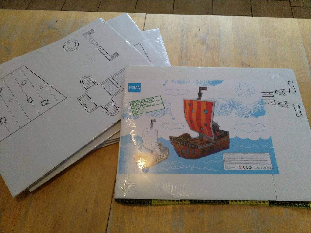 Maak je eigen piratenboot van karton, Ophalen of Verzenden, Nieuw, Knutselmateriaal