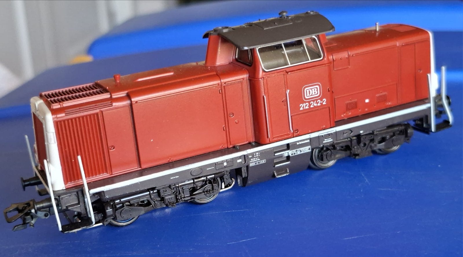 Märklin H0 Locomotief BR 212 242-2 (3347) - Zgan, Wisselstroom, Locomotief, Ophalen of Verzenden, Zo goed als nieuw
