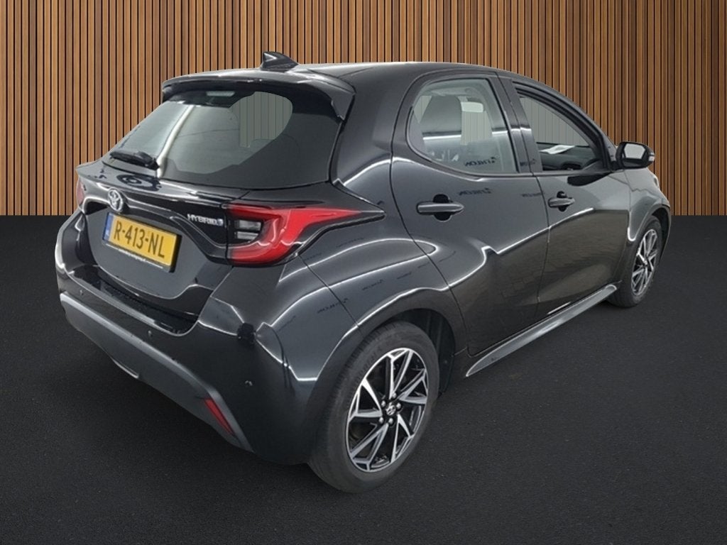 Toyota Yaris 1.5 Hyb. Dynamic 1e-Eig. & Keurig-Onderh BOVAG-, Auto's, 12 maanden, 450 kg, Gebruikt, Euro 6