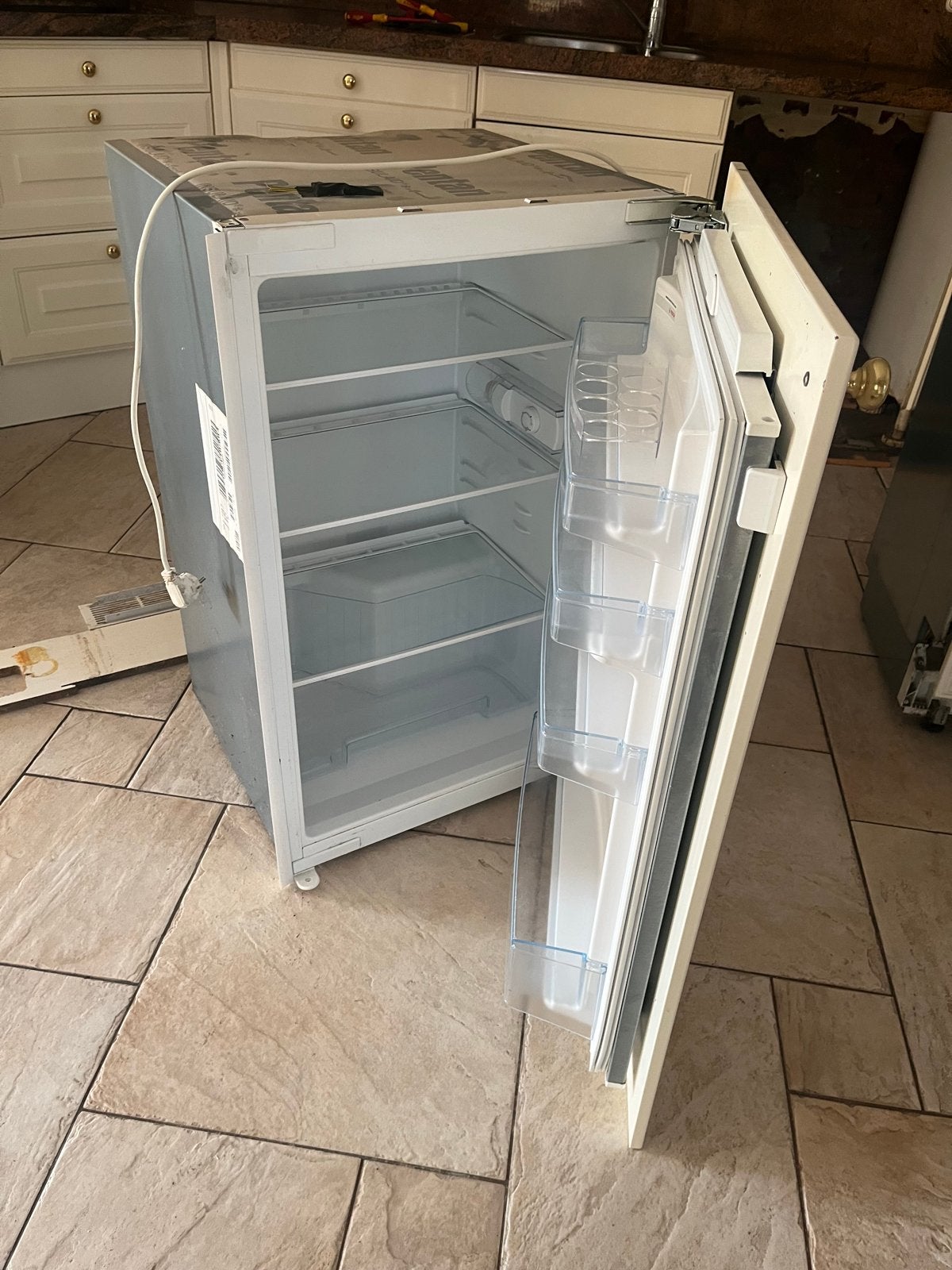 Bosch KIR18V51 inbouw koelkast - Zo goed als nieuw, Witgoed en Apparatuur, Koelkasten en IJskasten, 150 tot 200 liter, Zonder vriesvak