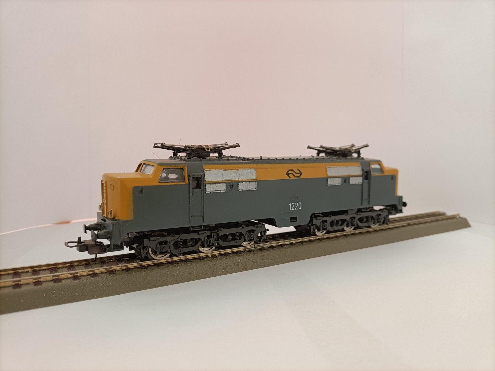 Lima H0 NS 1220 Elektrische Locomotief (Geel/Grijs) Werkend, Ophalen, Gebruikt, Analoog, Lima
