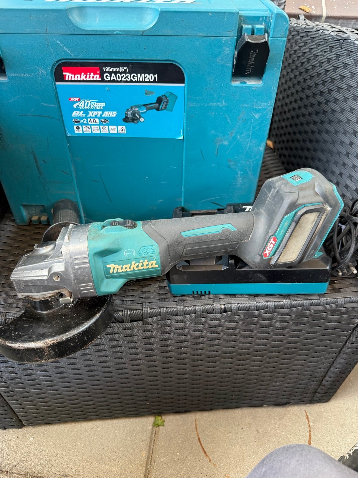 Makita GA023GM201 Haakse Slijper 40V XGT met Accu en Lader, Doe-het-zelf en Verbouw, Gereedschap | Slijpmachines, Ophalen of Verzenden