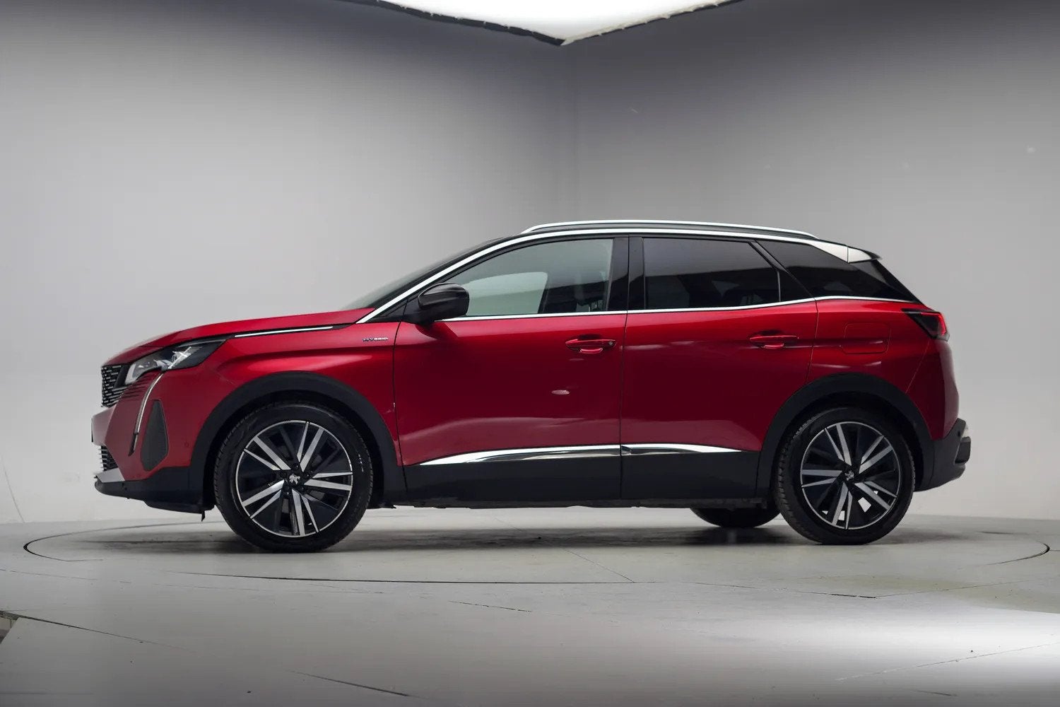 Peugeot 3008 1.6 HYbrid 225pk GT Aut. [ LED Trekhaak Apple/A, Auto's, Bedrijf, Hybride Elektrisch/Benzine, 71 km/l, SUV of Terreinwagen