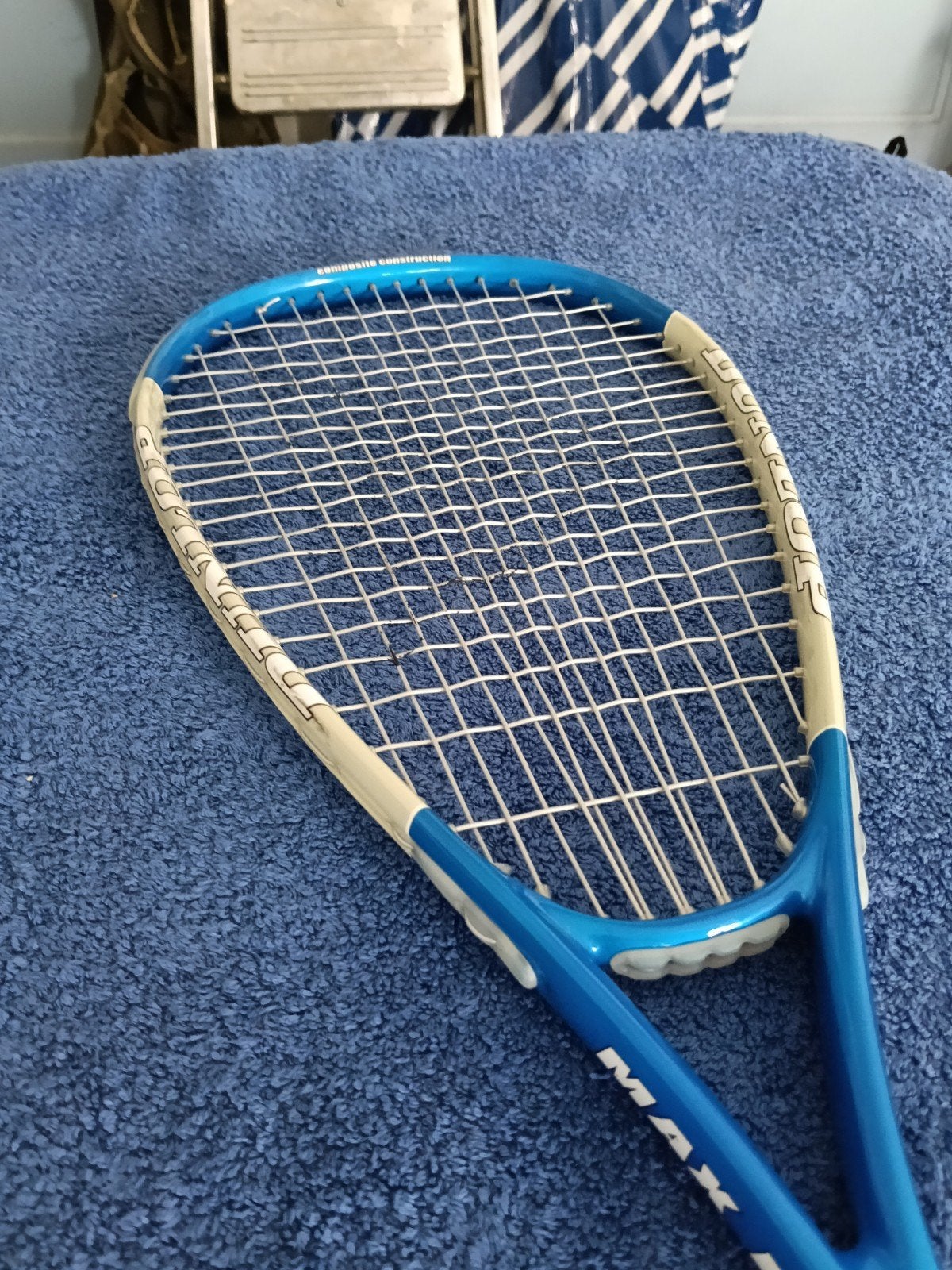DUNLOP MAX IGNITE TITANIUM SQUASH RACKET, Ophalen