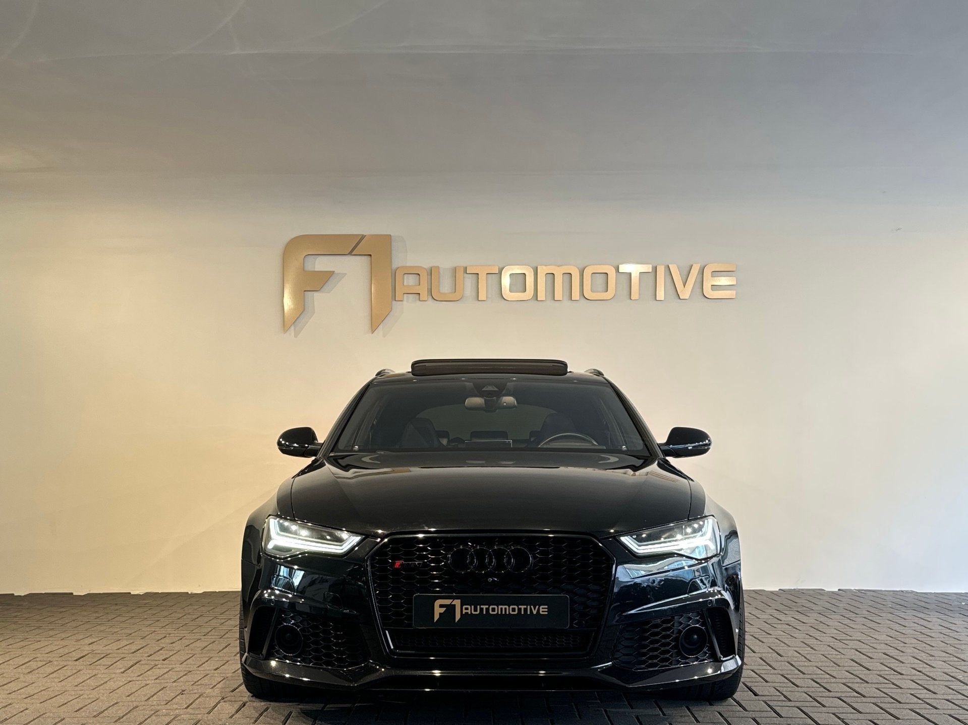 Audi A6 Avant 4.0 TFSI RS 6 quattro Pano|Ceramic|B&O 3D|360|, Auto's, Automaat, Gebruikt, 10 km/l, Adaptive Cruise Control