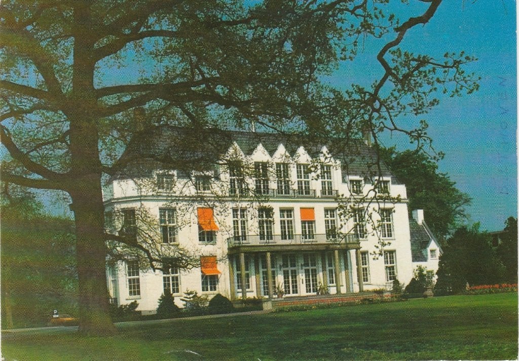 BILTHOVEN Gemeentehuis, Verzamelen, Ansichtkaarten | Nederland, Verzenden, 1960 tot 1980, Gelopen, Utrecht
