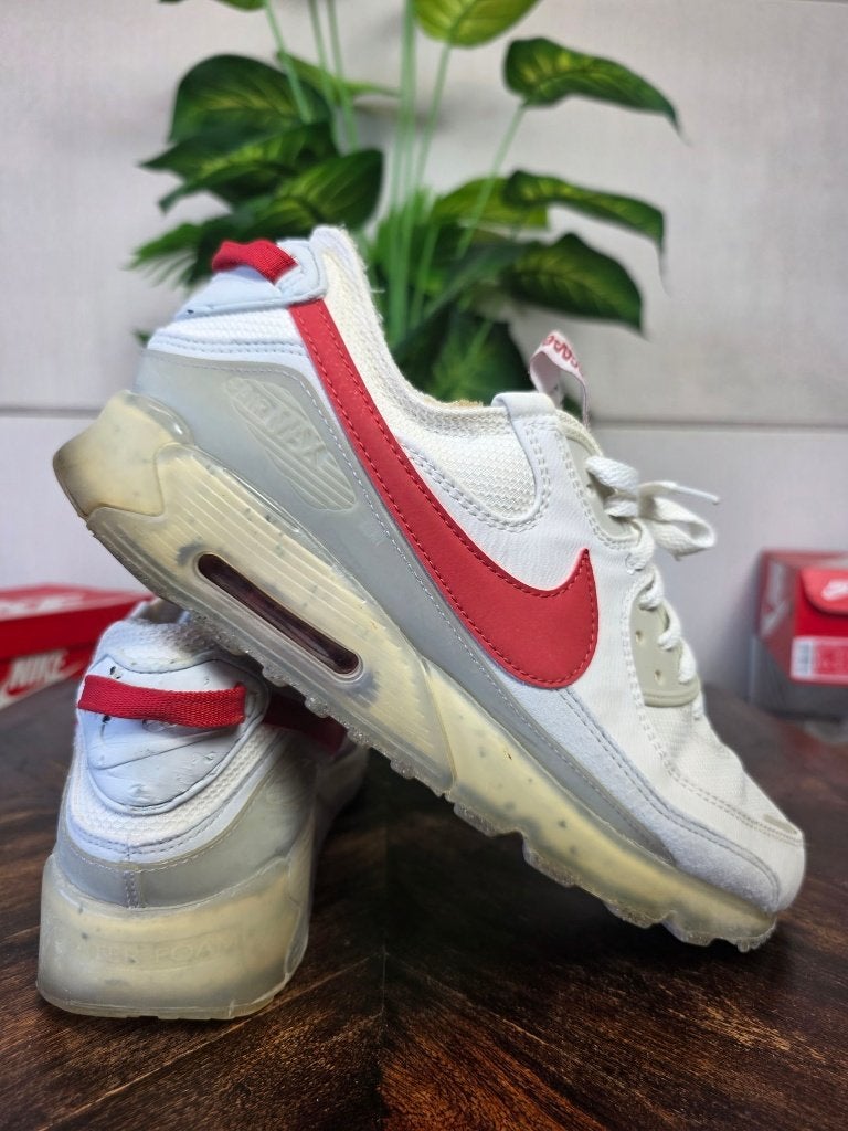 Nike Air Max 90 Terrascape Summit White Red Clay maat 46, Kleding | Heren, Schoenen, Wit, NIKE, Ophalen of Verzenden, NIKE