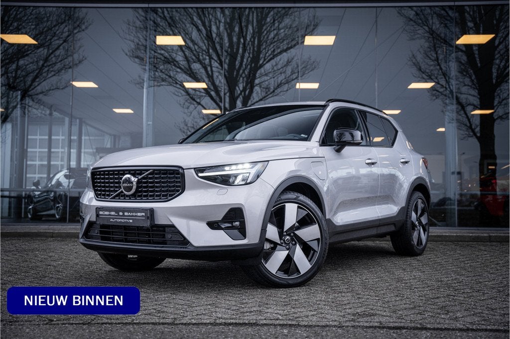 Volvo XC40 T4 Recharge Ultimate Dark * Panodak * Harman/Kard, 12 maanden, Gebruikt, Zwart, Bedrijf