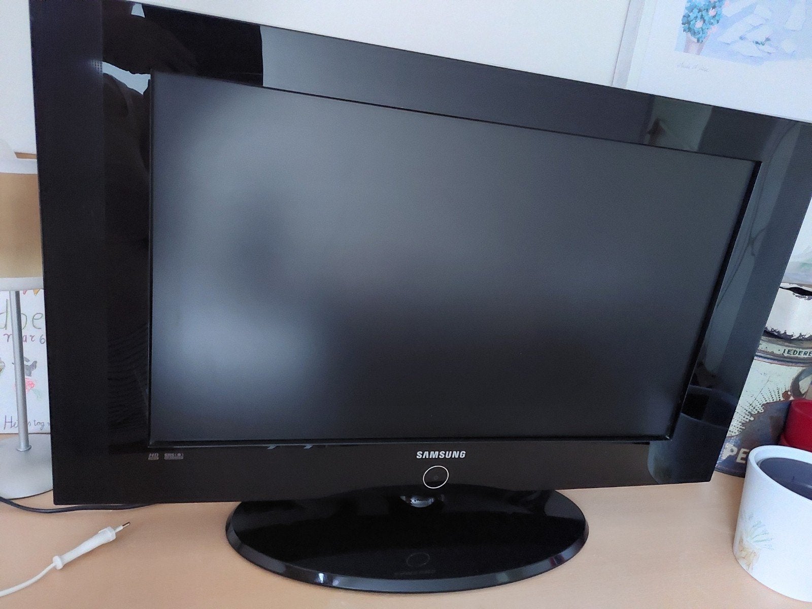 Aangeboden Samsung tv 40 euro met Vögele ophangsysteem, Ophalen, 50 Hz, Samsung