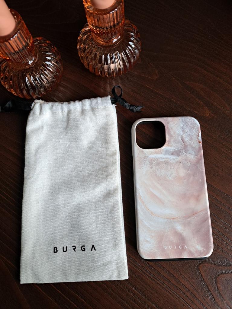 Burga hoesje voor iphone 13 met lichte gebruikssporen, Kunststof, Frontje of Cover, Ophalen of Verzenden, Burga