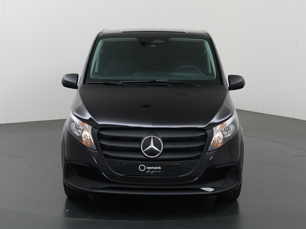 Mercedes-Benz Vito Bestelwagen 114 CDI L2 PRO | Achteruitrij, Automaat, 4 cilinders, Zwart, Mercedes-Benz