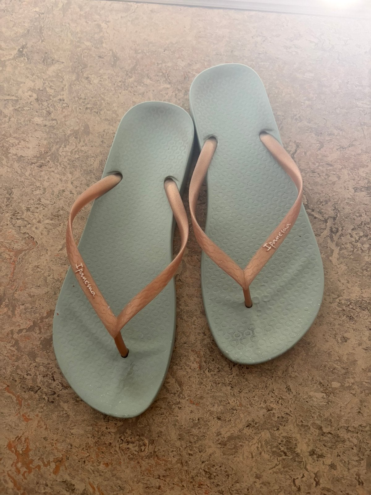 Ipanema slippers, maat 41-42, Slippers, Ophalen of Verzenden, Gedragen, Groen