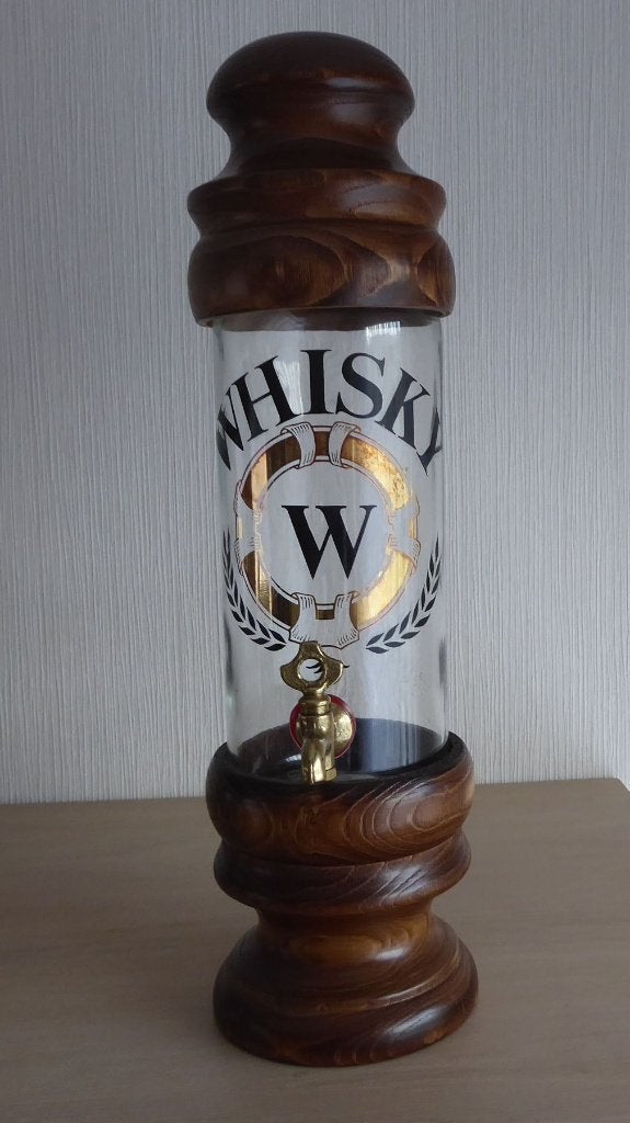 Whiskyfontein in hout, glas en messing - Hoogte 37cm, Ophalen of Verzenden