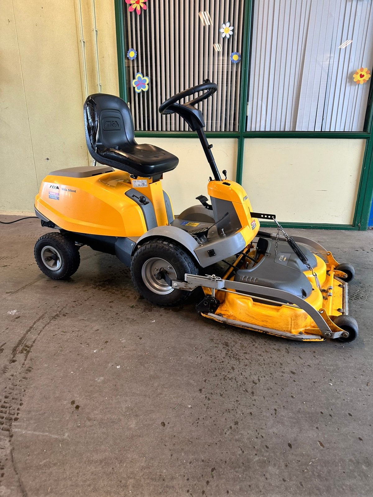 Stiga villa silent Zitmaaier/Frontmaaier., Ophalen, Gebruikt, Mulchfunctie, 90 tot 120 cm