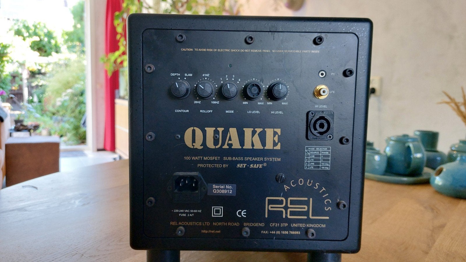 REL Quake 100 Watt Subwoofer - Krachtige Bass, Gebruikt, Subwoofer, 60 tot 120 watt, Geschikt voor surround/home cinema