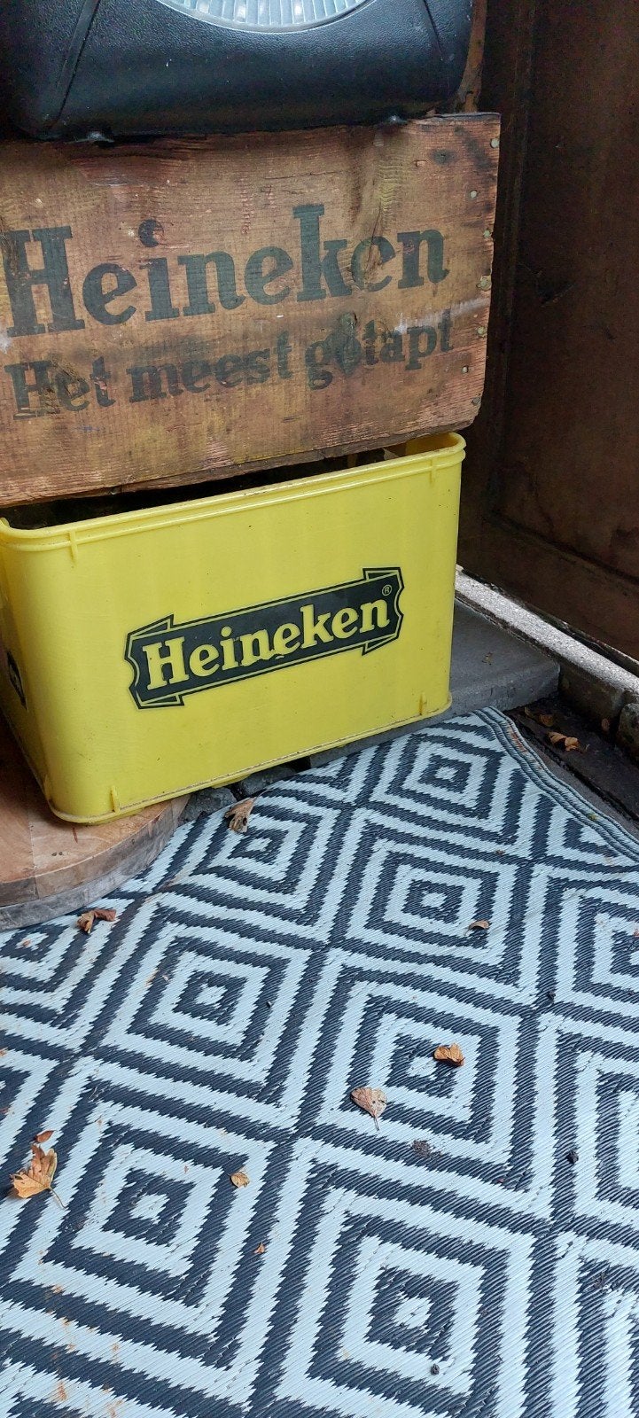 Heineken kratten  geel krat met flesjes, Verzamelen, Ophalen of Verzenden