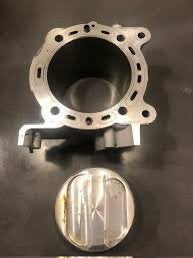 Gezocht : ducati 1098 zuigers, Ophalen of Verzenden