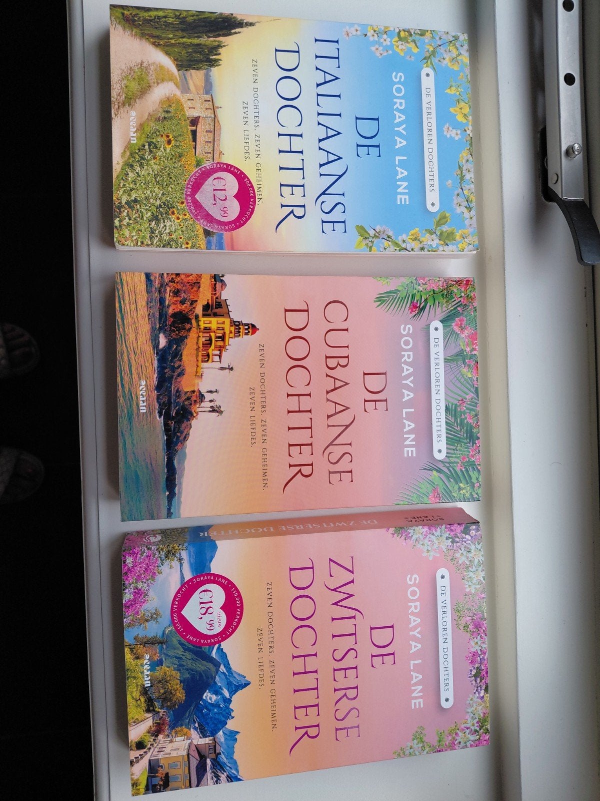 serie De Verloren dochters, Soraya Lane, Boeken, Ophalen of Verzenden, Zo goed als nieuw, Soraya Lane