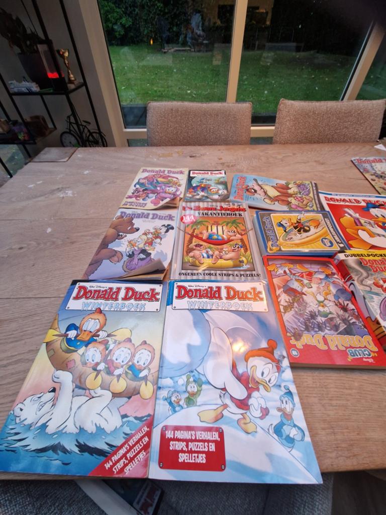 Donald Duck pockets. 😀🙃😄😁🇱🇷, Meerdere stripboeken, Verzenden, Gelezen