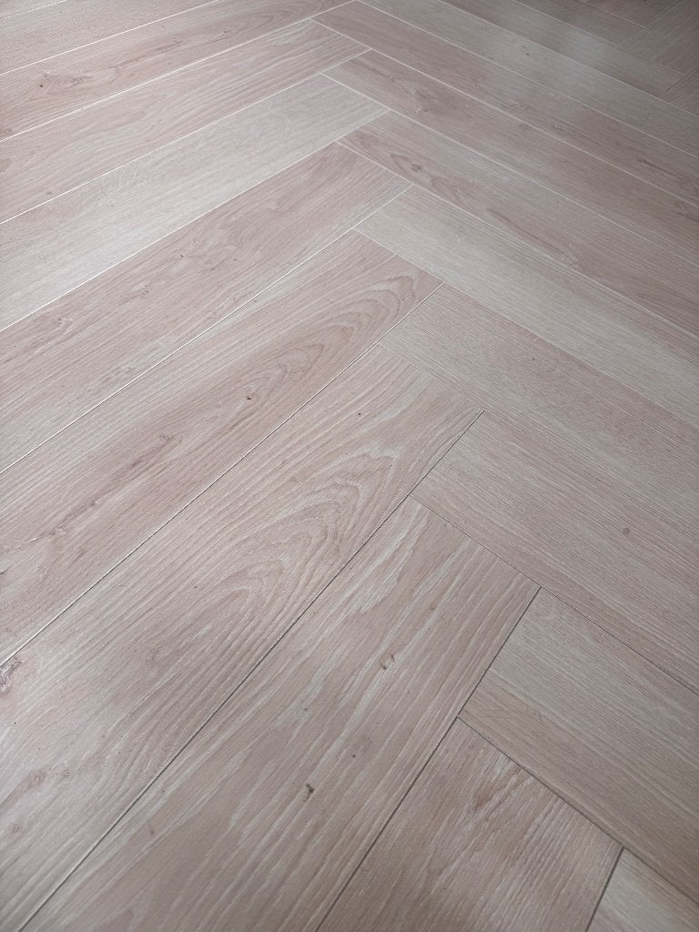 55m2 Laminaat (per medio half oktober), Ophalen, 50 tot 150 cm, Zo goed als nieuw, 10 m² of meer
