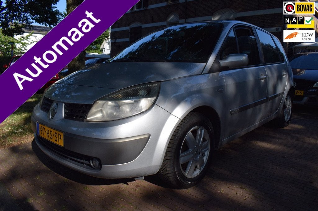 Renault Grand Scénic 2.0-16V Expression Luxe, Auto's, Renault, 1998 cc, Zwart, 4 cilinders, 650 kg