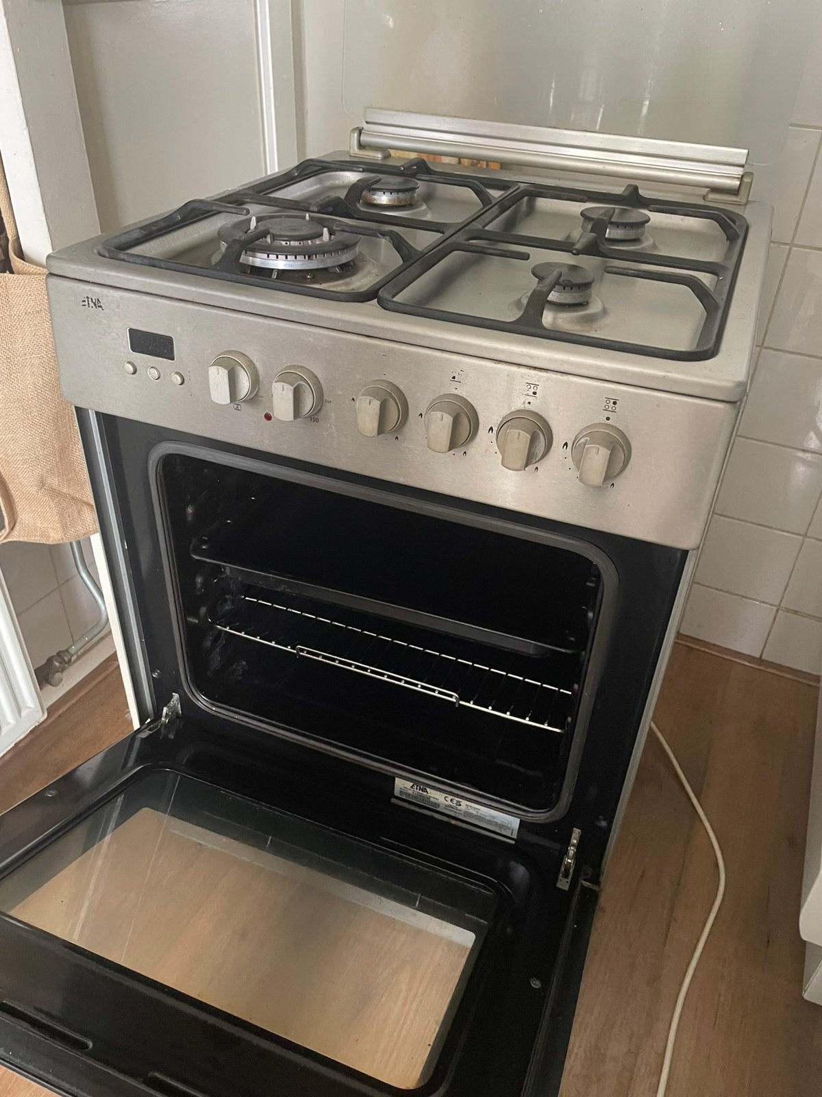 ETNA   Rvs Vrijstaand Gasfornuis met Oven - Gebruikt, Witgoed en Apparatuur, Ophalen, Gebruikt, 60 cm of meer, Grill