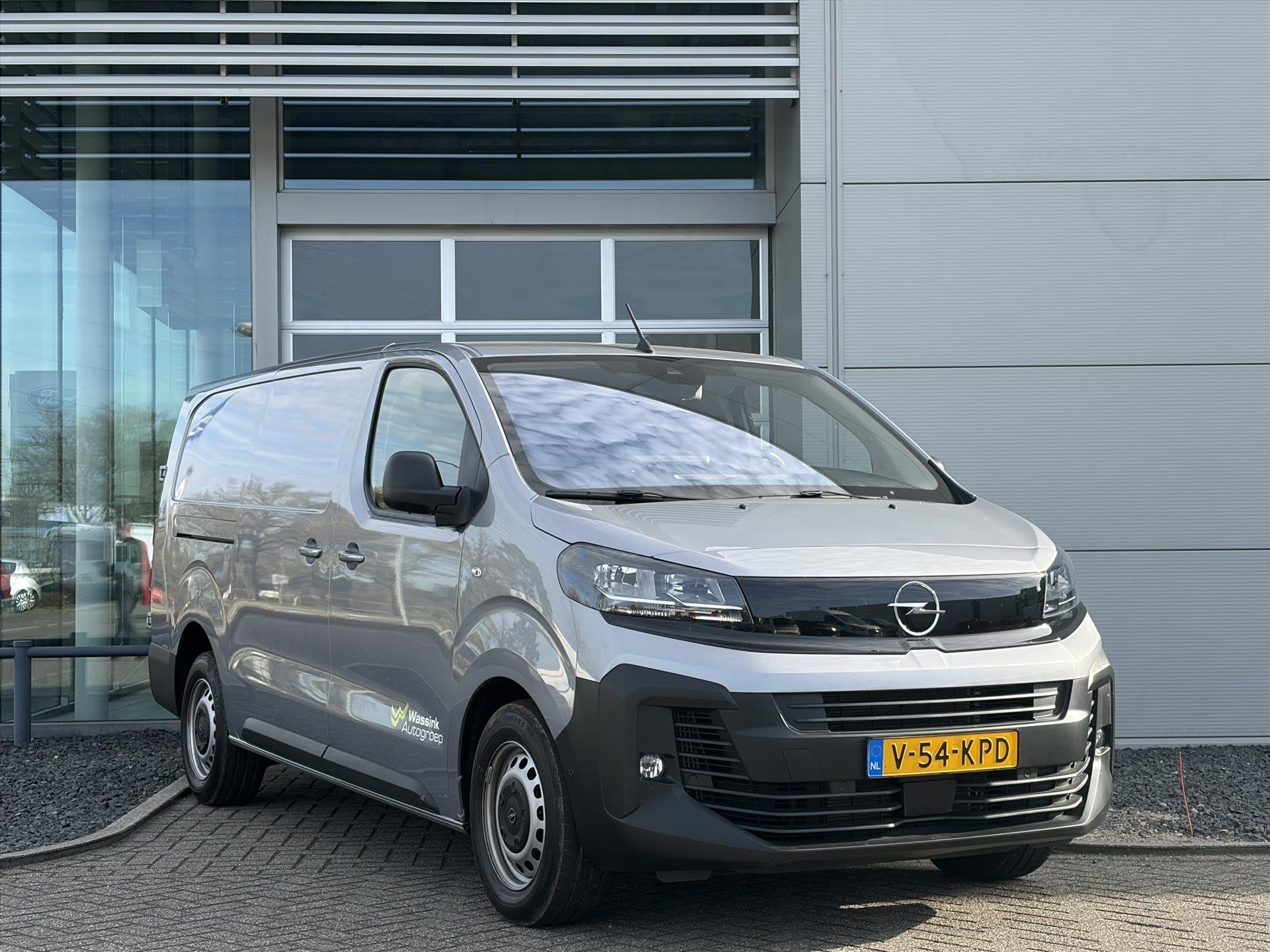 Opel Vivaro GB 2.0 Diesel 180pk L3H1 | AUTOMAAT | Trekhaak A, Parkeersensor, Stof, 4 cilinders, 2500 kg