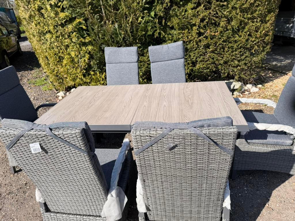 Mooie grote tuinset met 6 gas geveerde standen stoelen, Overige materialen, Meer dan 8 zitplaatsen, Nieuw, Ophalen of Verzenden
