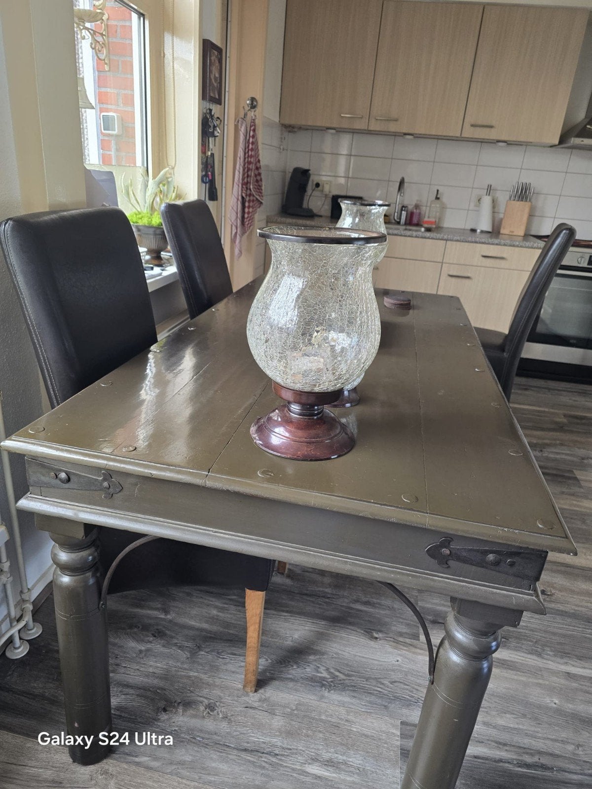 Eettafel, salontafel en hoek tv kast koloniaal, Huis en Inrichting, Ophalen