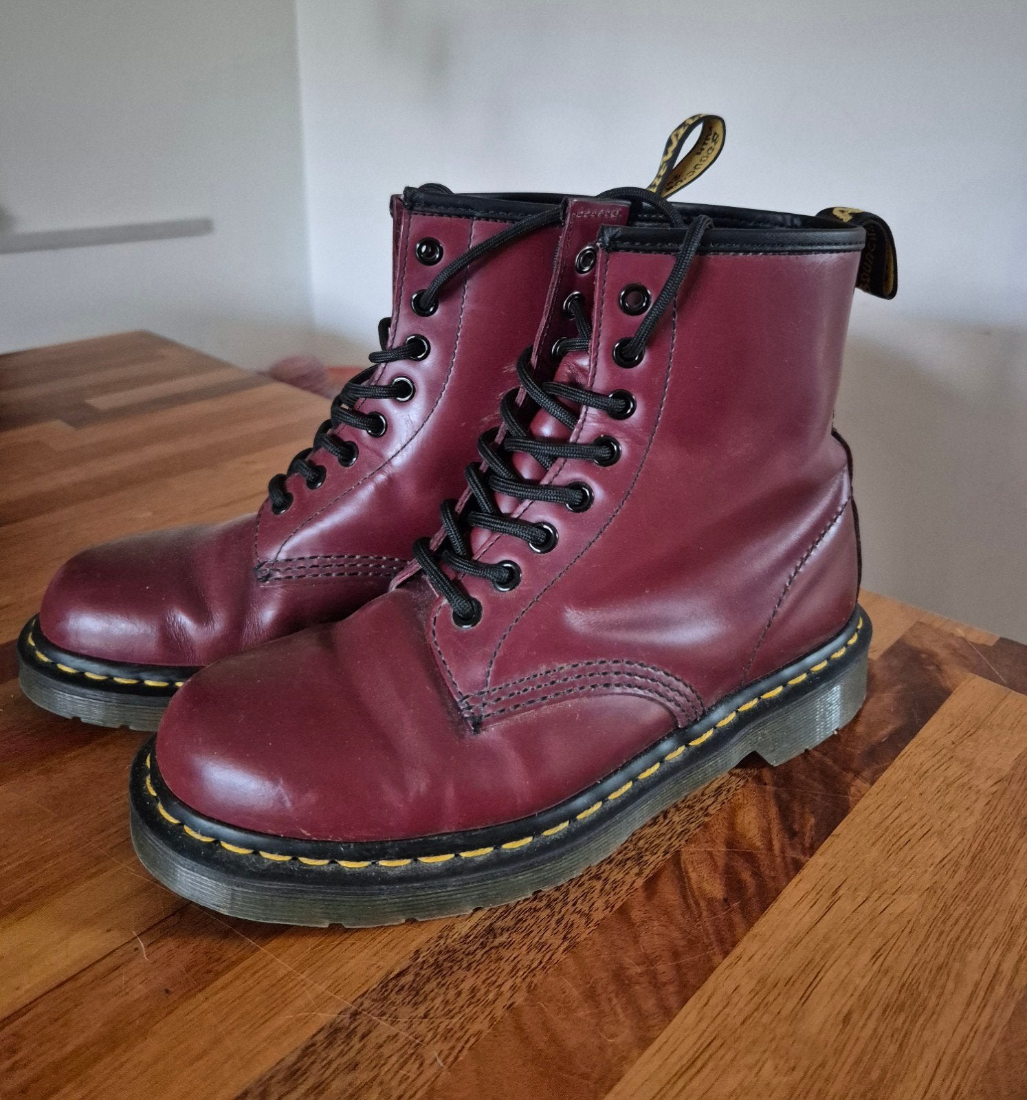 Dr. Martens 1460 Cherry Red Laarzen Maat 39, Lage of Enkellaarzen, Ophalen of Verzenden, Dr. Martens, Gedragen