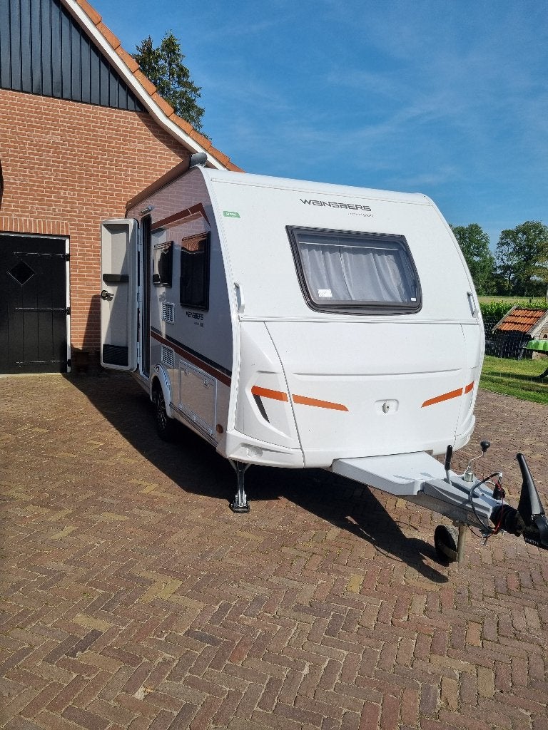 Weinsberg Cara One Edition Hot 390QD Mover en Luifel